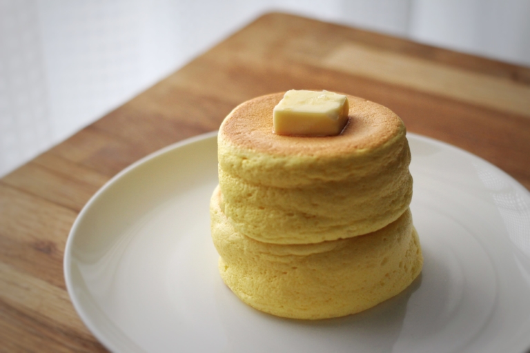 Fluffy Jiggly Japanese Pancakes – INDY ASSA
