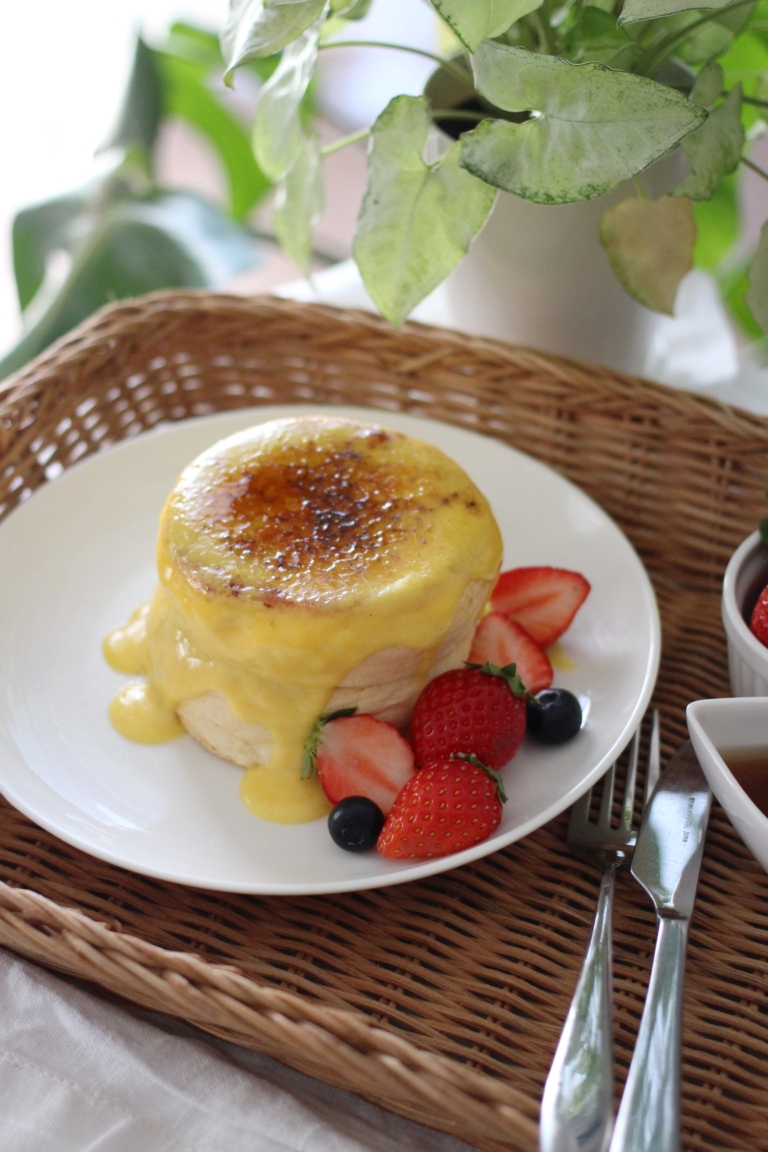 Crème Brûlée Souffle Pancakes INDY ASSA